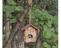 Hanging Grass Roosting Pocket with Roof