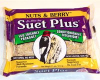 Nuts and Berry Blend 11 oz Suet Cake + Freight West of Rockies Only